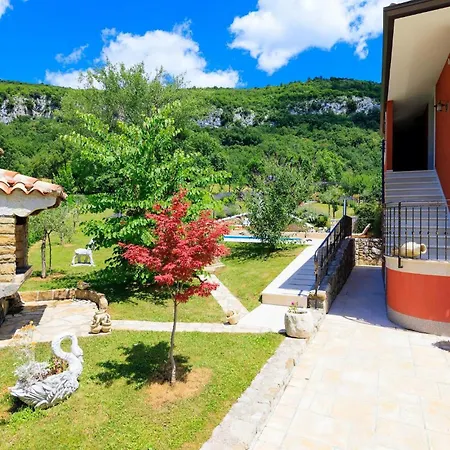 Casa vacanze Anelia Roč