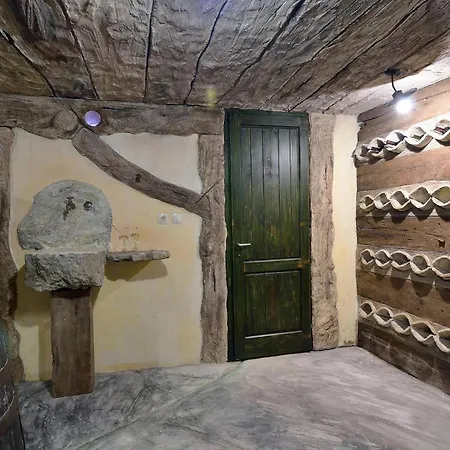 Anelia Semesterbostad